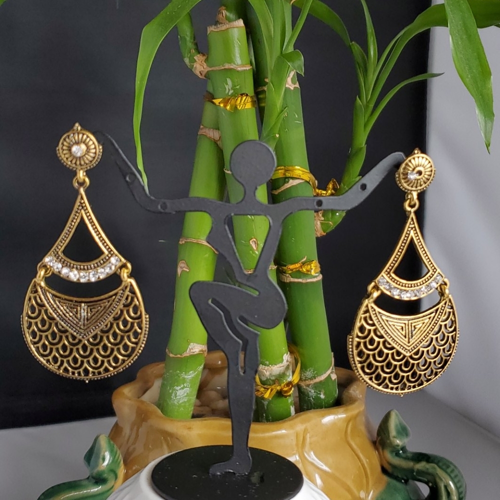 Fancy Earring - Picture 2 of 4